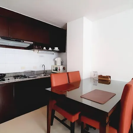 City Plaza Nana Hotel