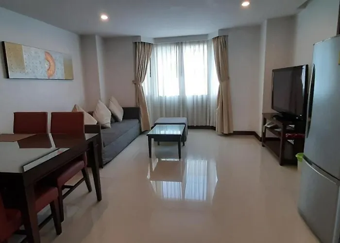 Hotel Plaza Nana 4*