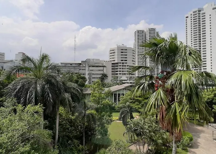 Plaza Nana