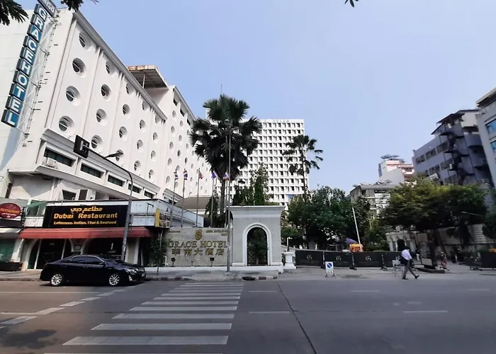 Plaza Nana